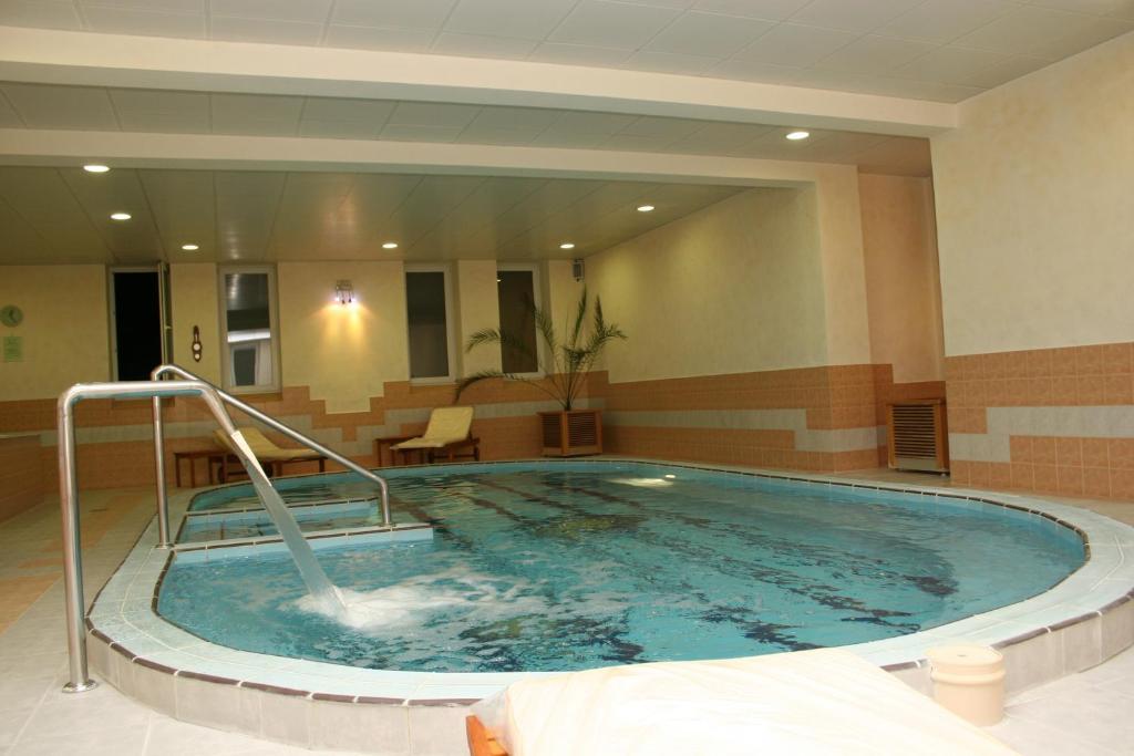 Hotel Prezident Palić المظهر الخارجي الصورة