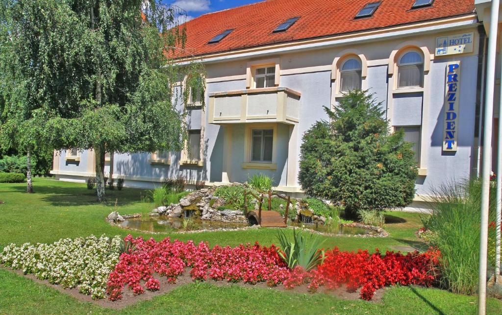 Hotel Prezident Palić المظهر الخارجي الصورة