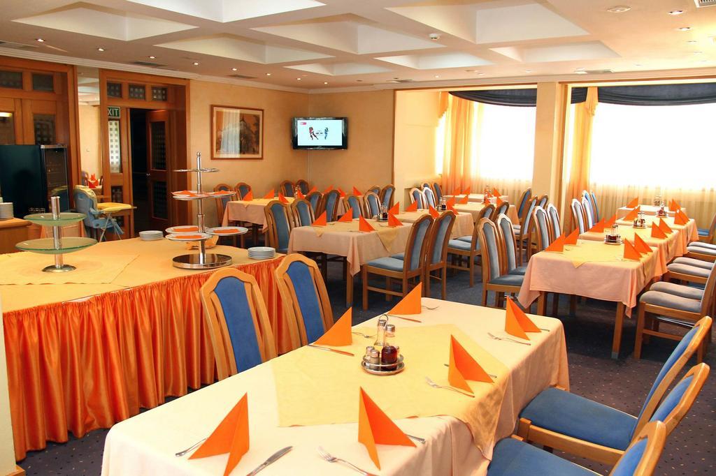 Hotel Prezident Palić المظهر الخارجي الصورة