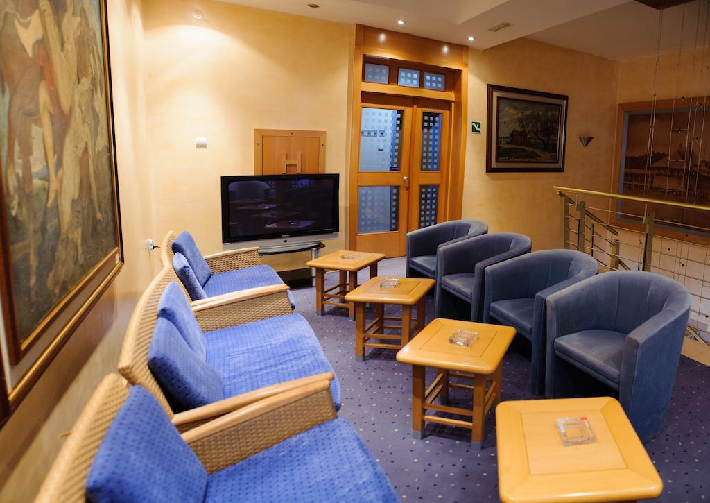 Hotel Prezident Palić المظهر الخارجي الصورة