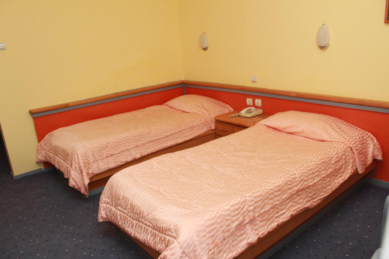 Hotel Prezident Palić المظهر الخارجي الصورة