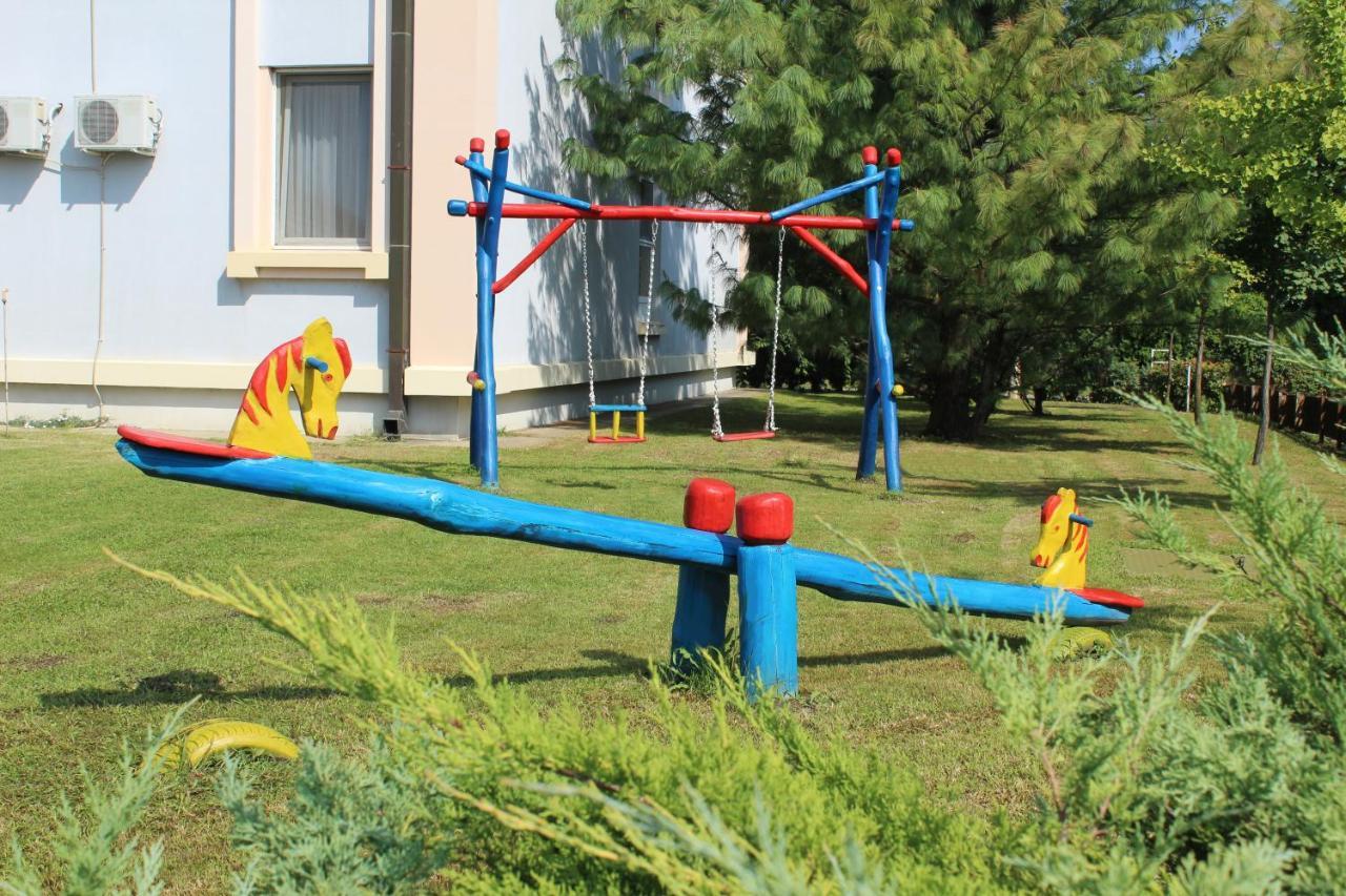 Hotel Prezident Palić المظهر الخارجي الصورة