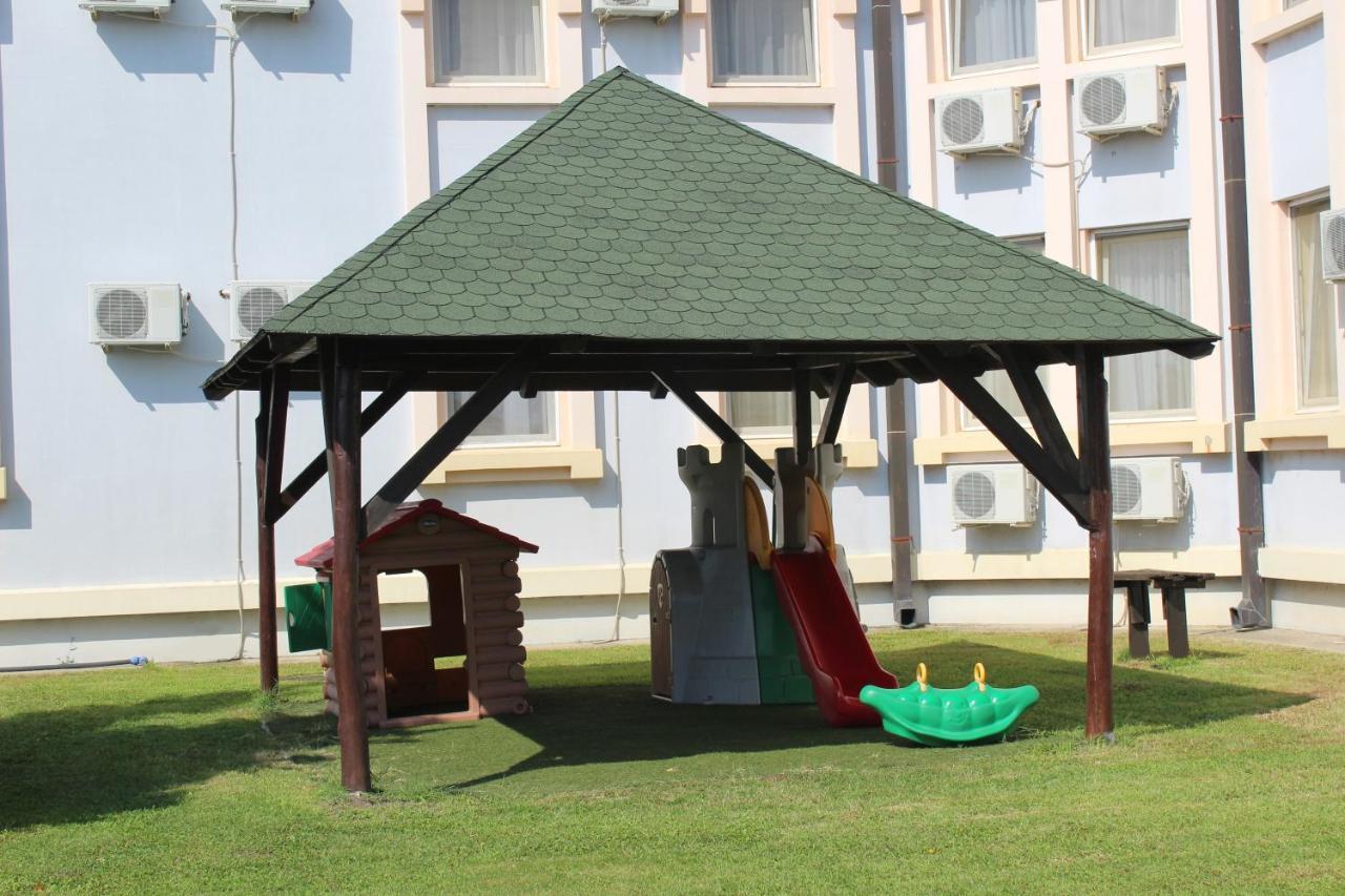 Hotel Prezident Palić المظهر الخارجي الصورة