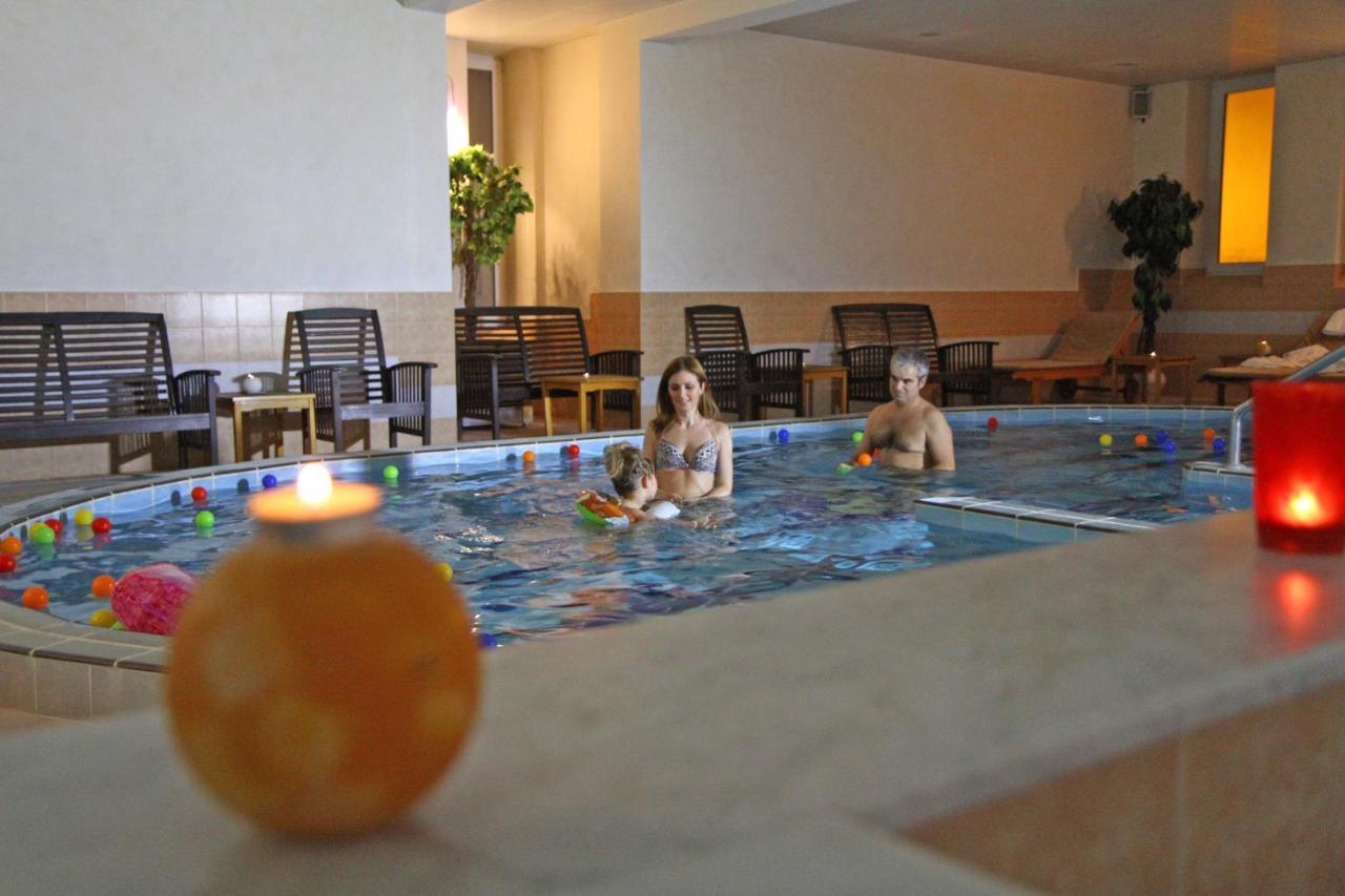 Hotel Prezident Palić المظهر الخارجي الصورة